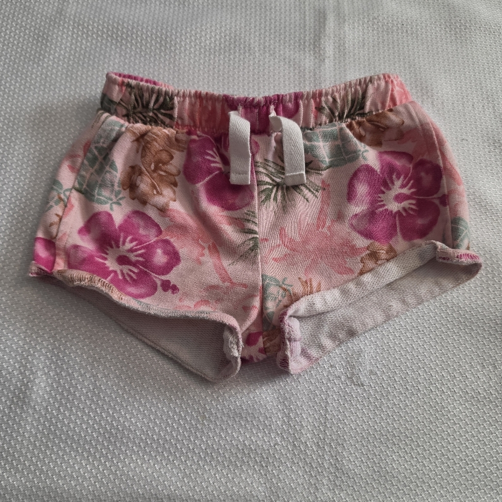 🧡5/$15- Carter's Shorts